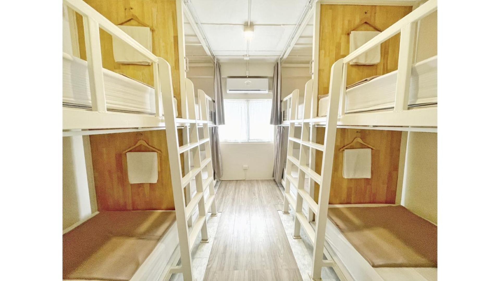 Purr Hostel Phuket ภายนอก รูปภาพ